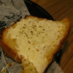 The cheesy garlic bread is wonderful!