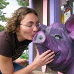 Jenni thanks the purple pig for a wonderful afternoon treat.