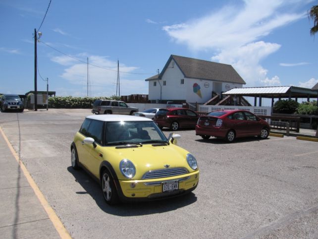 Bessie drives 1,486 miles to take us to Scoopy's in Corpus Christi, Texas.