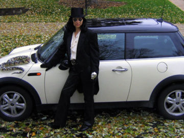 Is that Alice Cooper with MINI Cooper, Alice Cooper?