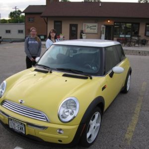 Bessie and the girls take a drive through the country to The Flavour House.