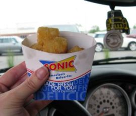 Mmmm Tater Tots! need a bit of salt though. Mmmm Tater Tots! need a bit of salt though.