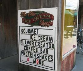 After sight-seeing, we stop for a quick ice cream just across the street.