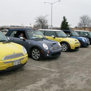 The Milwaukee MINIs meet up.