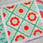 Mod Flowers
Design available at Spoonflower: http://www.spoonflower.com/designs/3943137 Mod Flowers